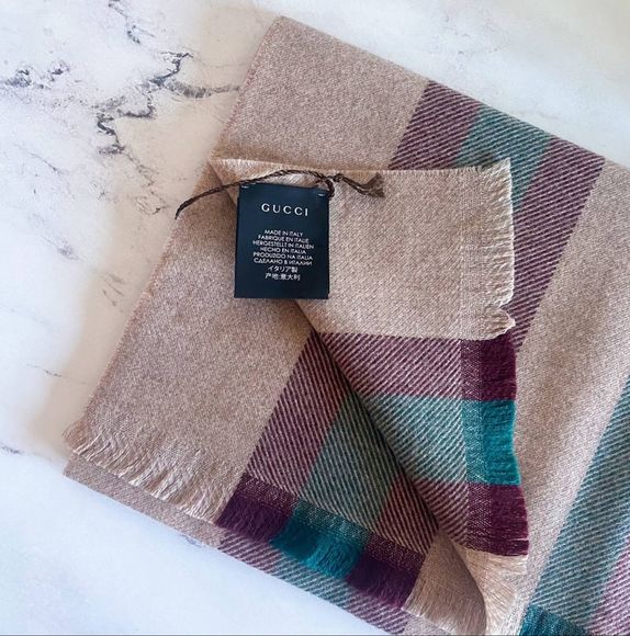 gucci classic stripe gucci print wool scarf neutral new with tag logo - Picture 4 of 8